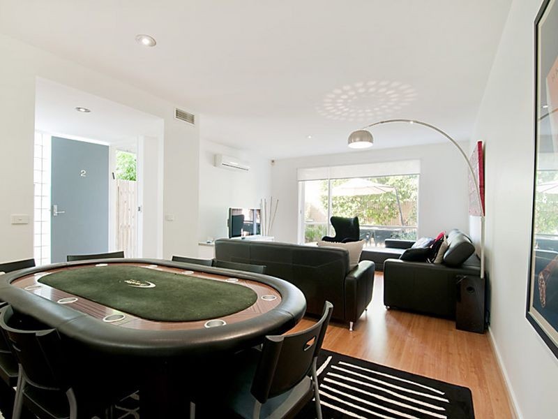2/18 Payne St, Caulfield North VIC 3161