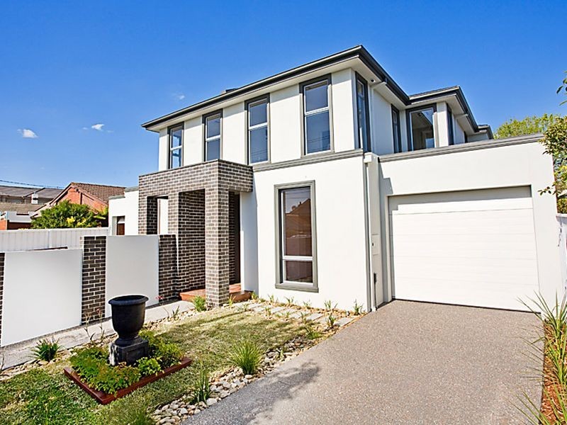13b Emma Street, Caulfield South VIC 3162
