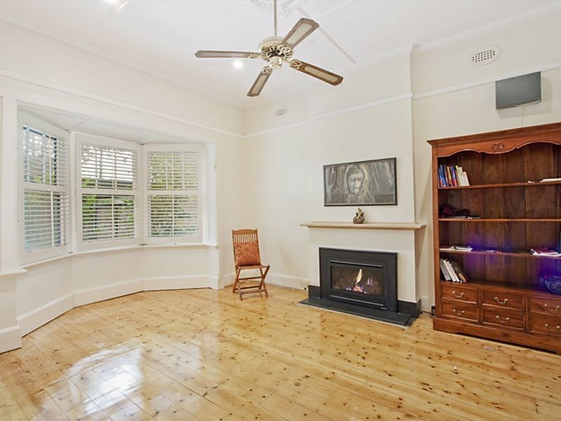 18 Foam Street, Elwood VIC 3184