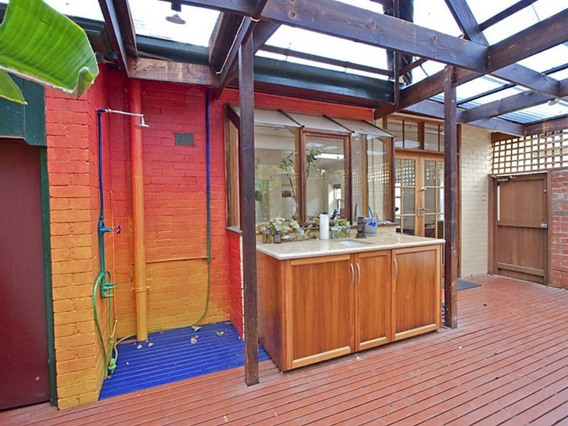 18 Foam Street, Elwood VIC 3184