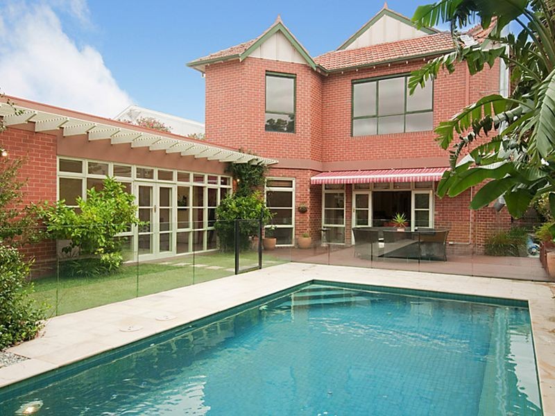15 Carre Street, Elsternwick VIC 3185