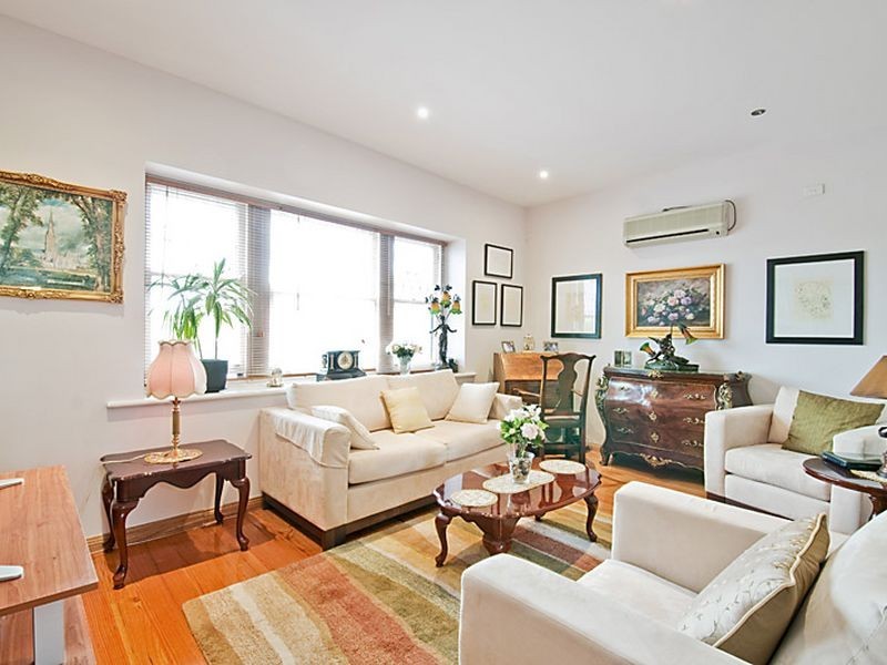 229 Hawthorn Rd, Caulfield North VIC 3161