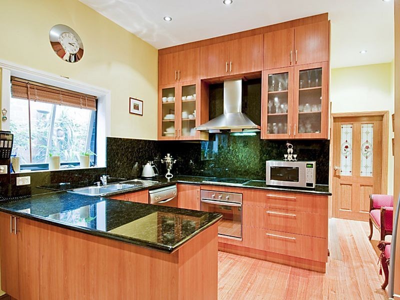229 Hawthorn Rd, Caulfield North VIC 3161