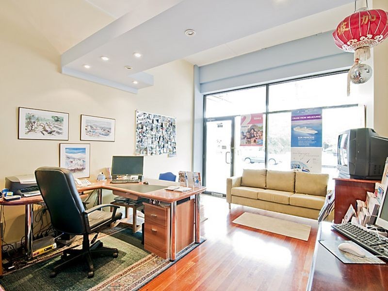 229 Hawthorn Rd, Caulfield North VIC 3161
