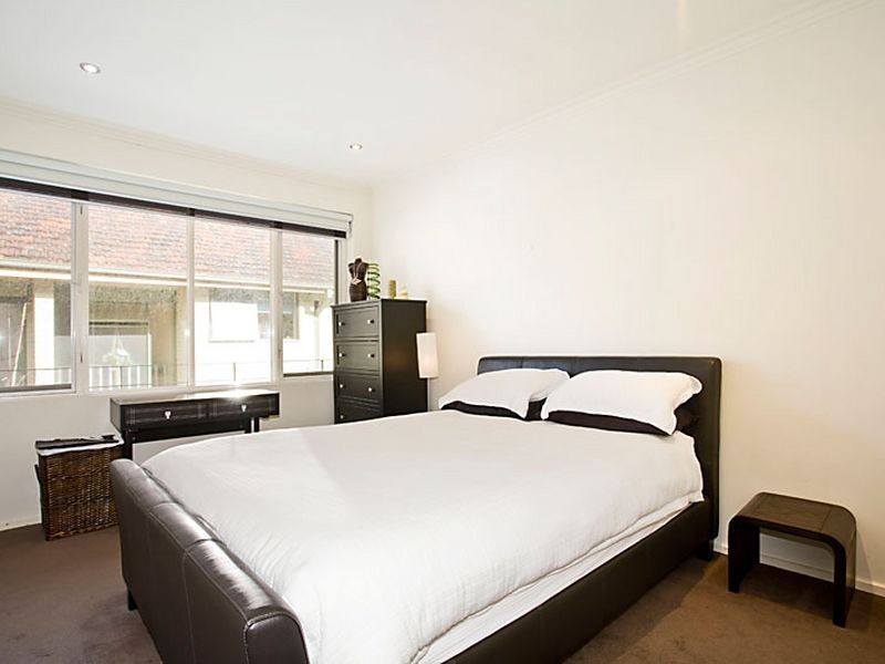 8/17 Masters Street, Caulfield VIC 3162