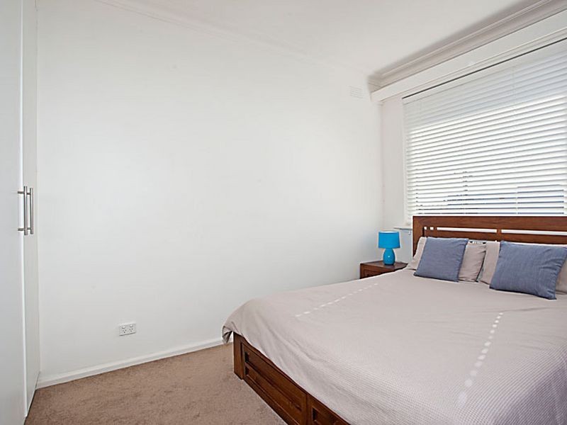 3/2a Bokhara Rd, Caulfield South VIC 3162