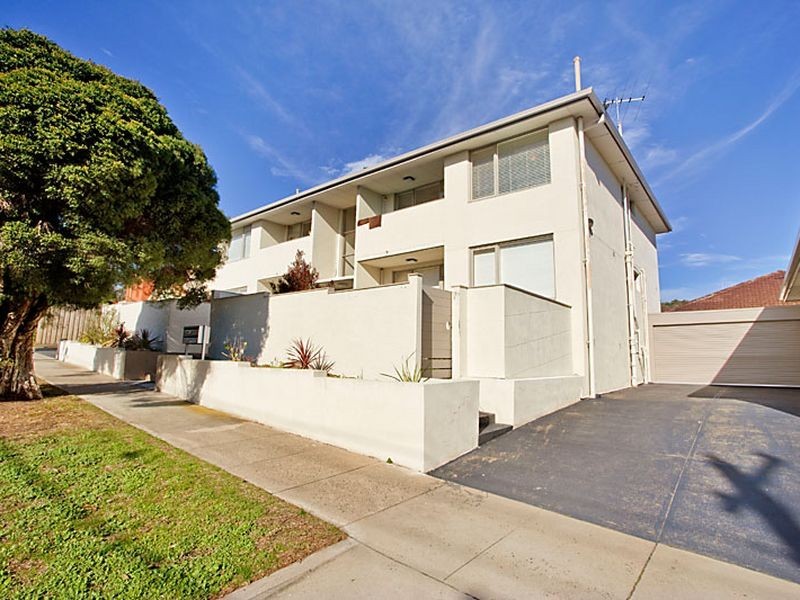 3/2a Bokhara Rd, Caulfield South VIC 3162