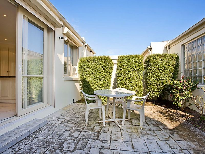 21b Webb Street, Caulfield VIC 3162