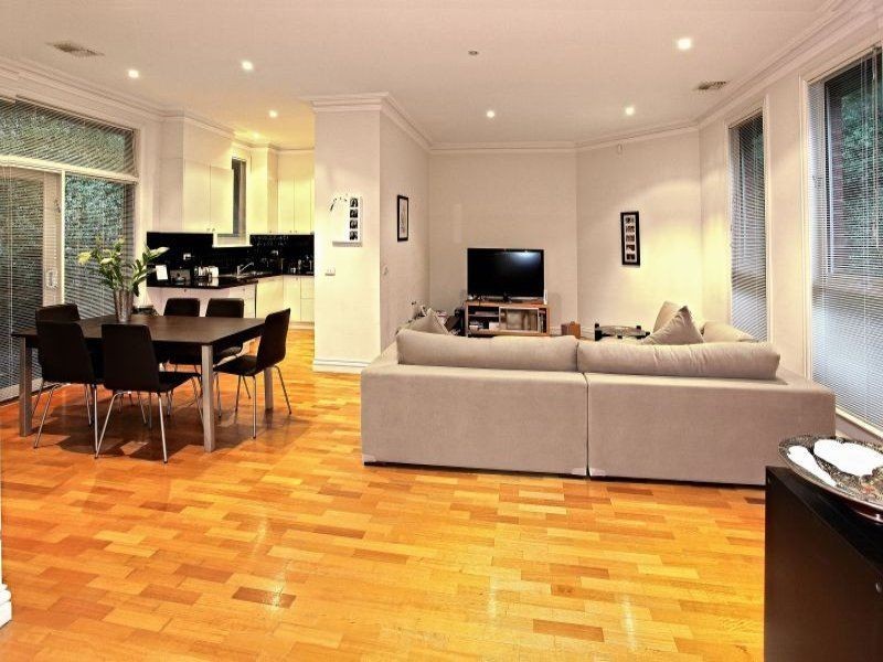 2/45 Briggs St, Caulfield VIC 3162