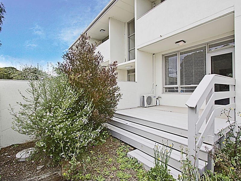 1/2a Bokhara Rd, Caulfield South VIC 3162