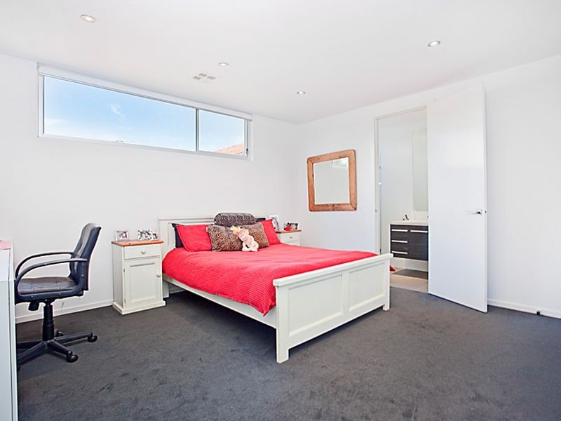 355 Glen Eira Road, Caulfield North VIC 3161