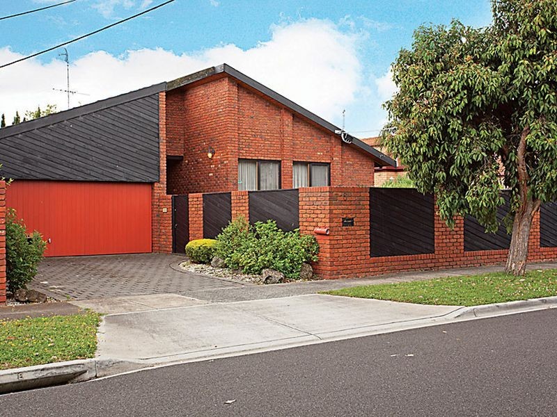 6 Maxwell Grove, Caulfield VIC 3162