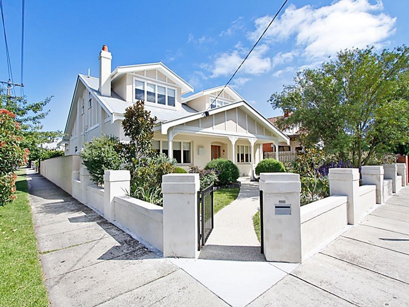 51 Parkside St, Elsternwick VIC 3185