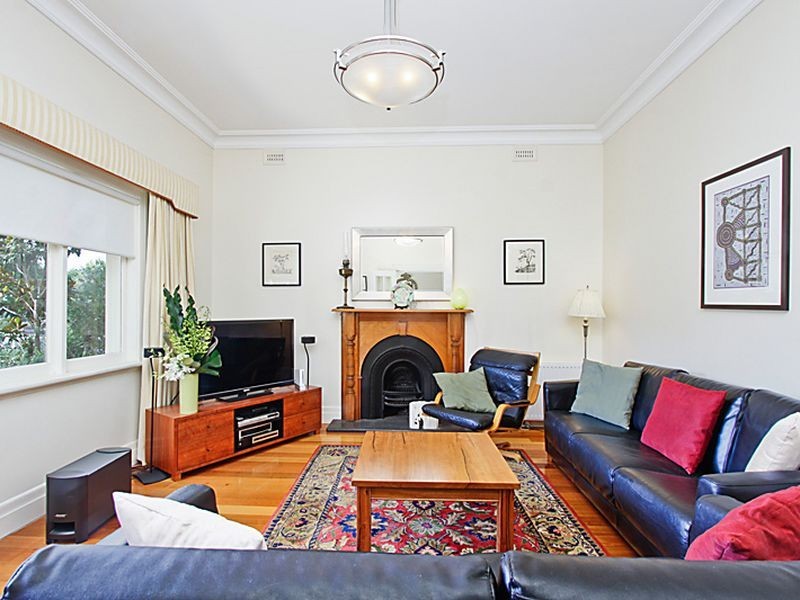51 Parkside St, Elsternwick VIC 3185