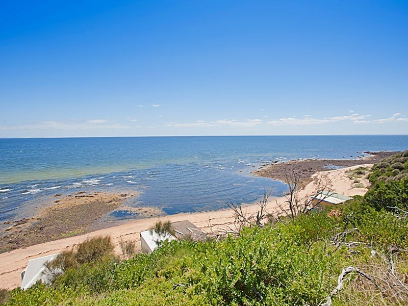 51 Kunyung Rd, Mount Eliza VIC 3930