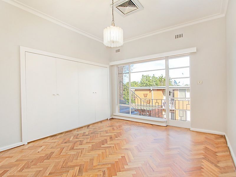 2/5 Norwood Rd, Caulfield North VIC 3161