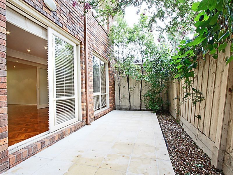 2/468 Glen Eira Rd, Caulfield VIC 3162