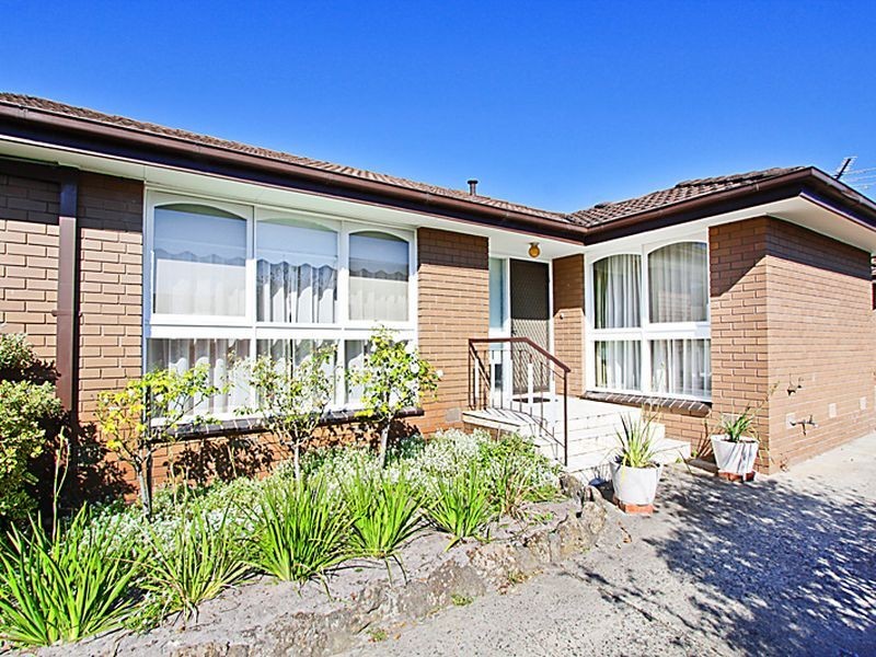 2/8 Wyuna Rd, Caulfield North VIC 3161