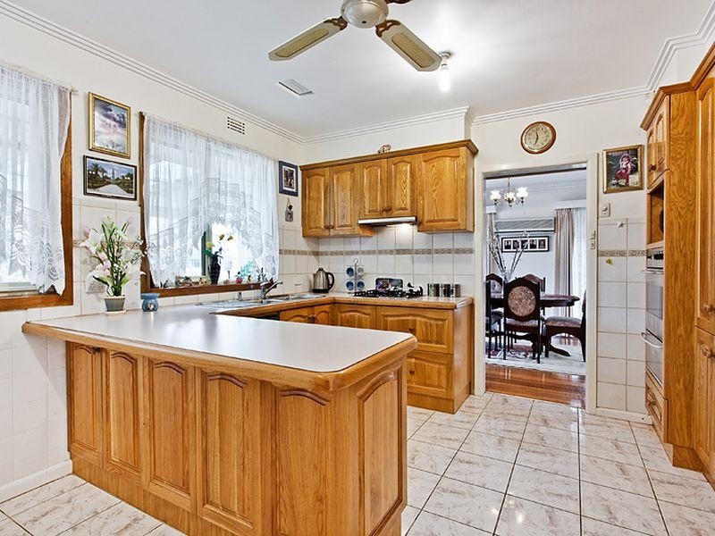59 Glencairn Street, Mulgrave VIC 3170