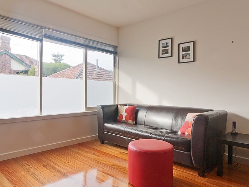 2/15 Albion Street, St Kilda East VIC 3183