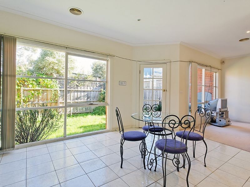 2/32 Pyne Street, Caulfield VIC 3162