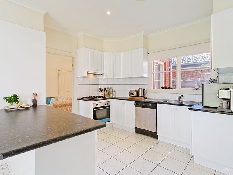 2/32 Pyne Street, Caulfield VIC 3162