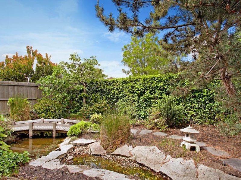 10 Maxwell Grove, Caulfield VIC 3162