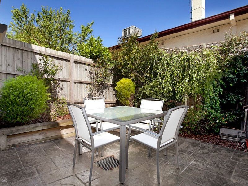 1/12 Blanche Street, Elsternwick VIC 3185