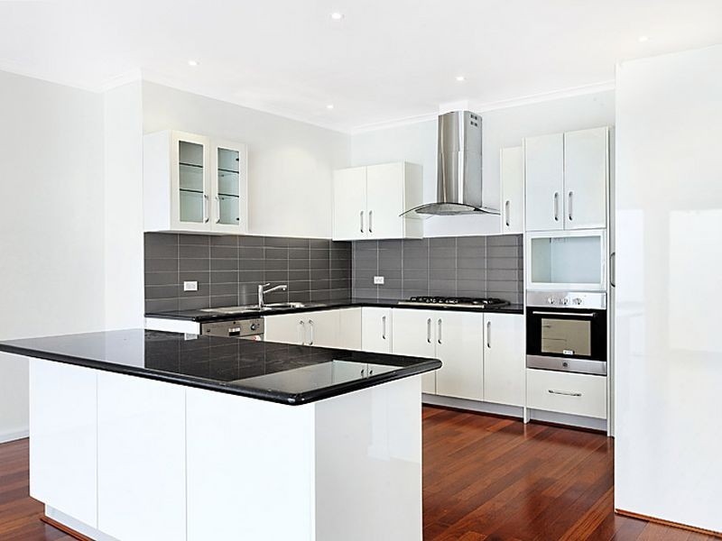 2/7 Heatherbrae Avenue, Caulfield VIC 3162