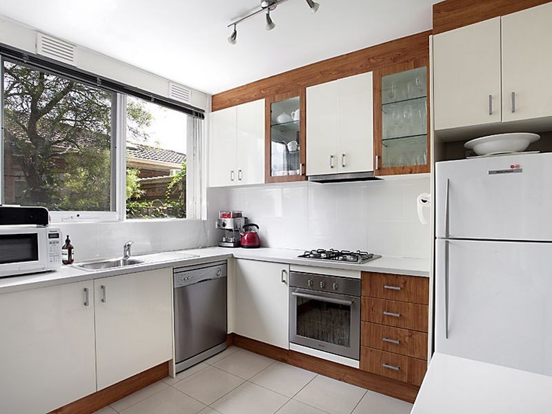 1/33 Gardenia Road, Elsternwick VIC 3185