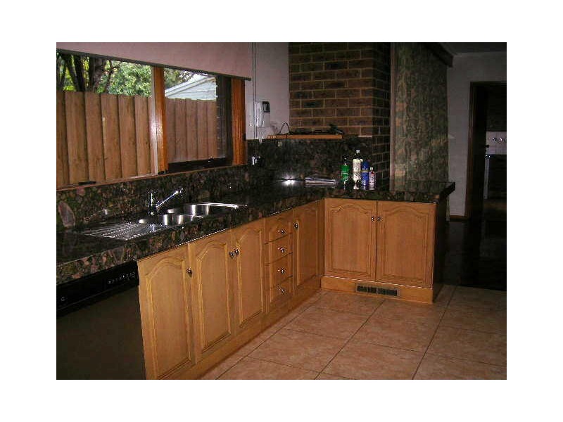 13 Younger Avenue, Caulfield South VIC 3162