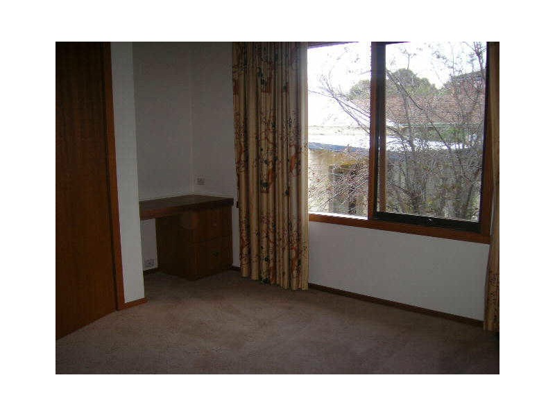 13 Younger Avenue, Caulfield South VIC 3162