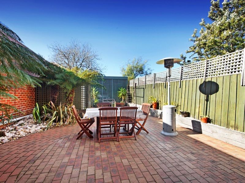 40 Kambrook Road, Caulfield North VIC 3161