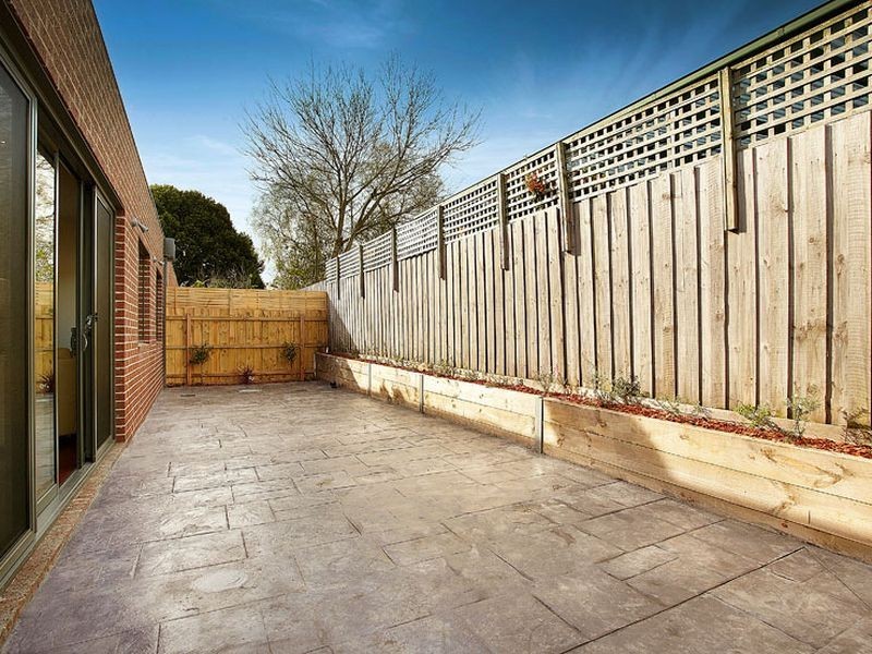 2/5 Laura Street, Caulfield South VIC 3162