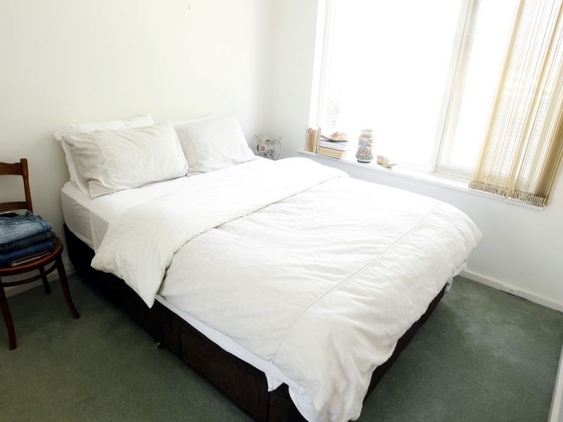 10/2 Liscard Street, Elsternwick VIC 3185