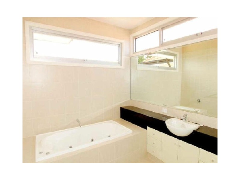 68 Dover Street, Caulfield South VIC 3162