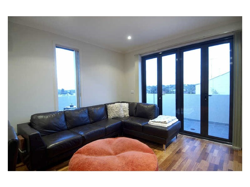 301/100 Hawthorn Road, Caulfield North VIC 3161