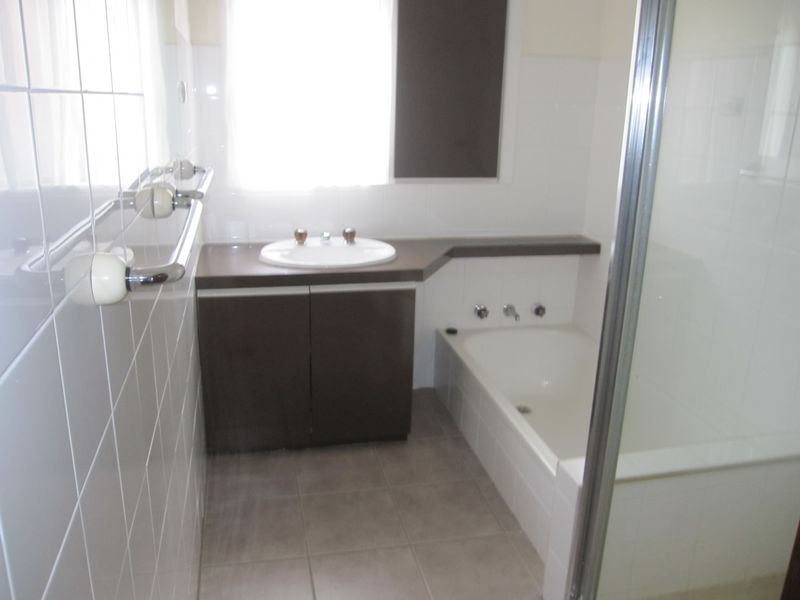 2 Stewart Street, Ormond VIC 3204