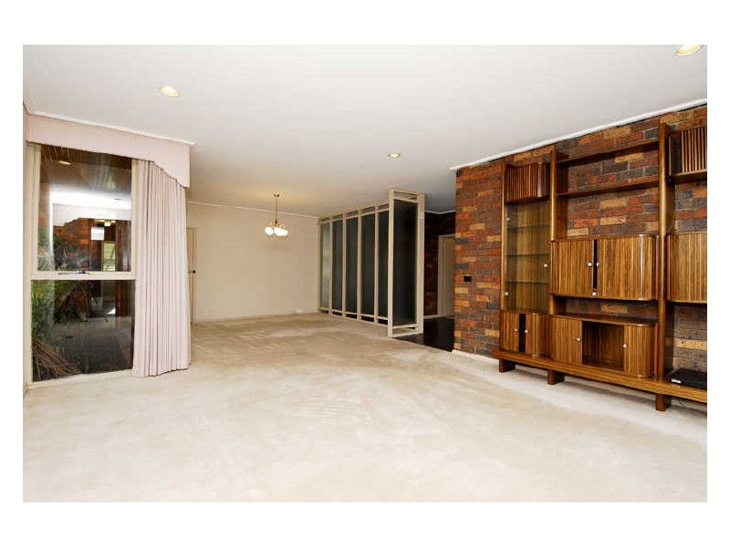 10 Ward Avenue, Caulfield North VIC 3161