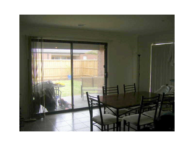 87 Lincoln Heath Boulevard, Point Cook VIC 3030