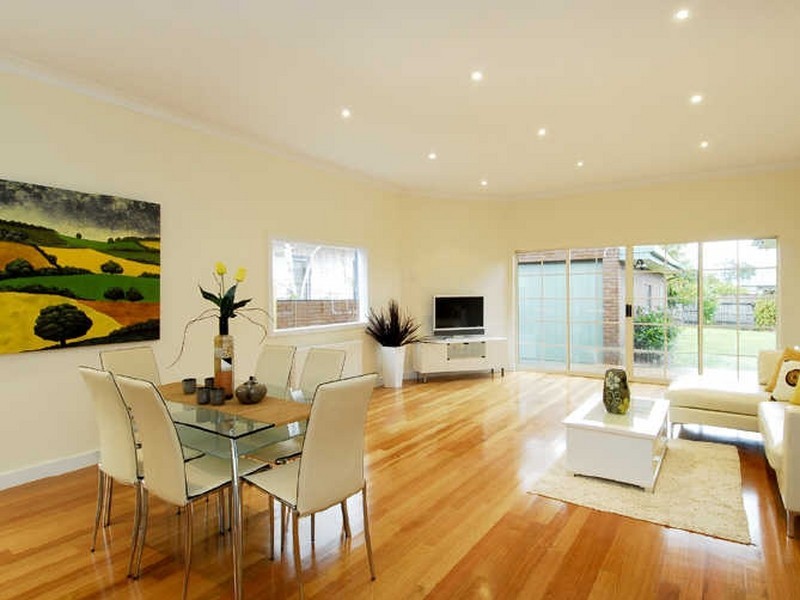 5 Graceburn Avenue, Carnegie VIC 3163