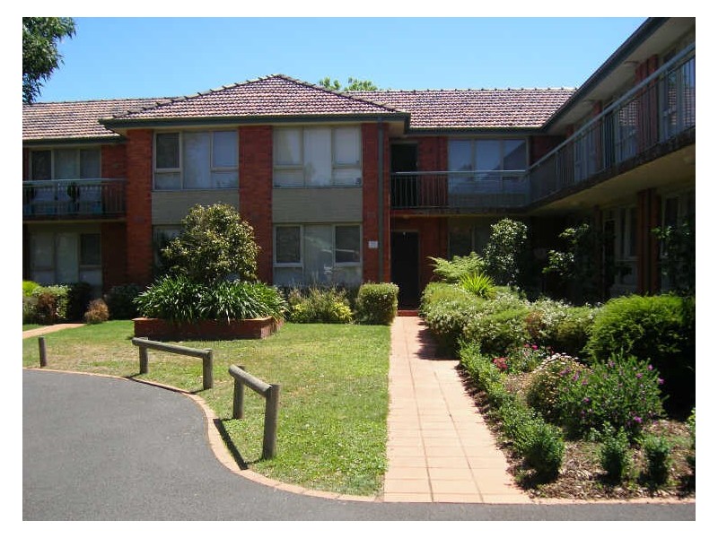 2/7 Derry Street, Bentleigh East VIC 3165