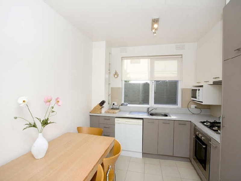 1/360 Glen Eira Road, Elsternwick VIC 3185