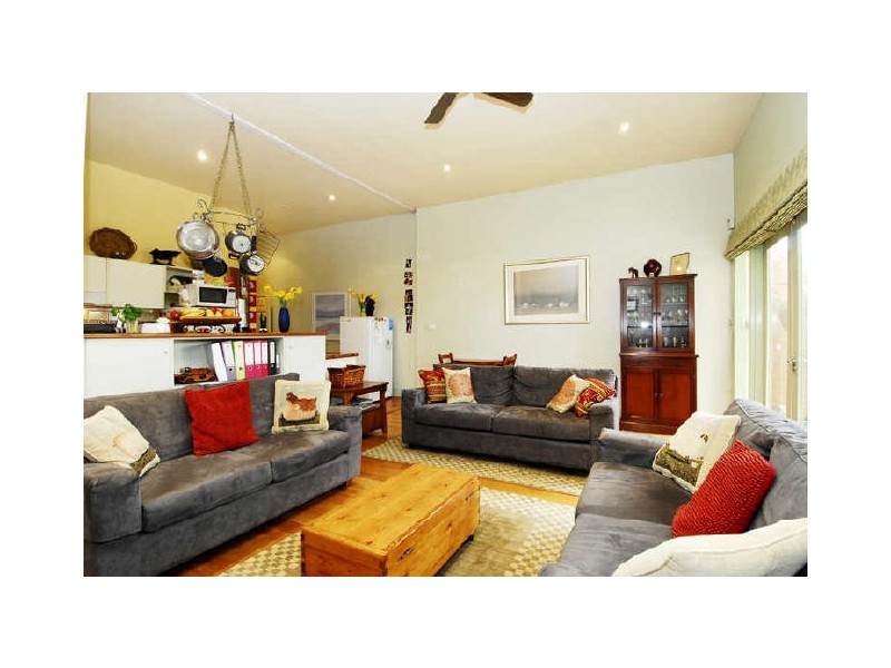 2 Davis Street, Elsternwick VIC 3185