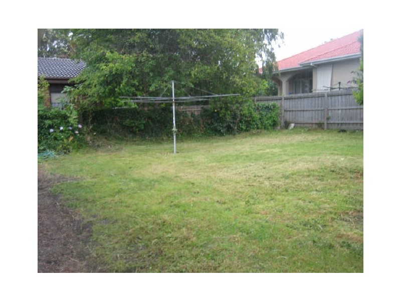 13 Emma Street, Caulfield South VIC 3162
