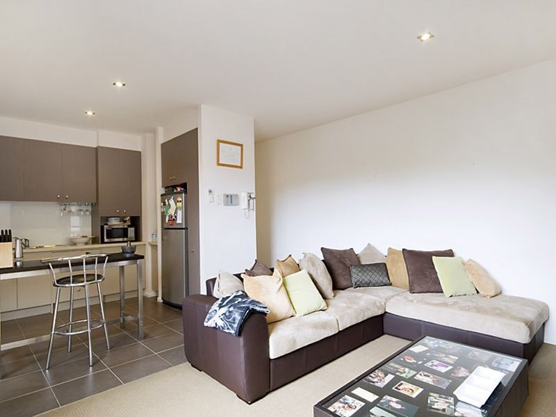 4/30 Selwyn Avenue, Elwood VIC 3184