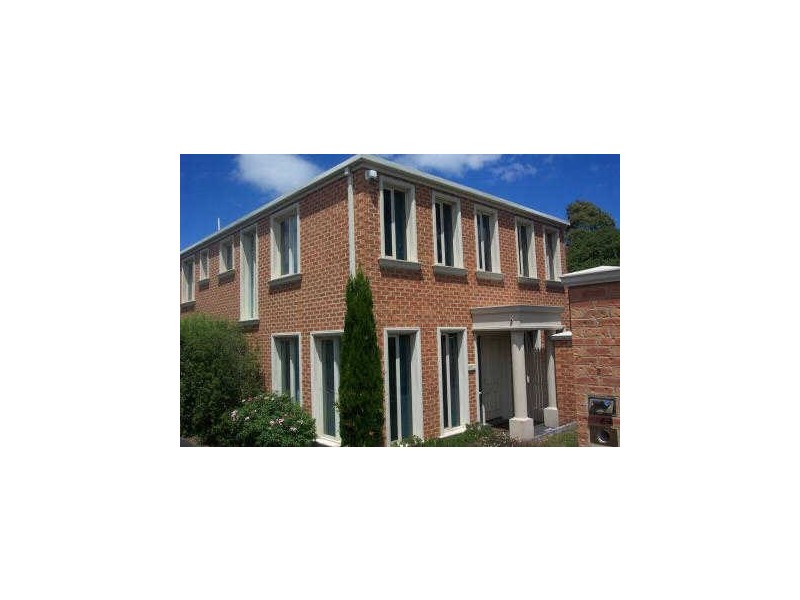 1/213 Blackburn Road, Blackburn VIC 3130