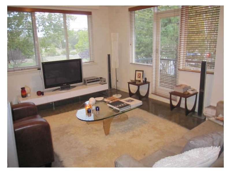 3/435 St Kilda Street, Elwood VIC 3184