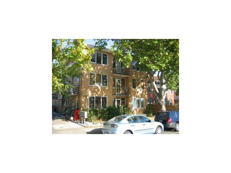 3/435 St Kilda Street, Elwood VIC 3184
