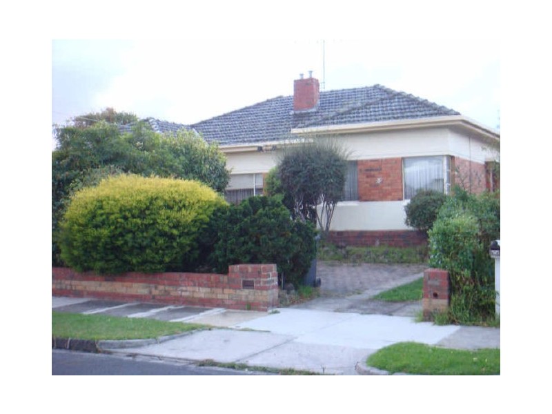 8 Brisbane Street, Murrumbeena VIC 3163